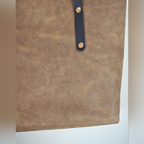 Go Forth Goods Tobacco Medium Avery - Picture 5 of 12